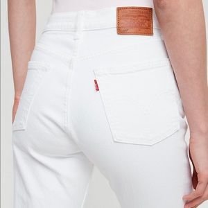 White Levi’s 501s high rise straight leg